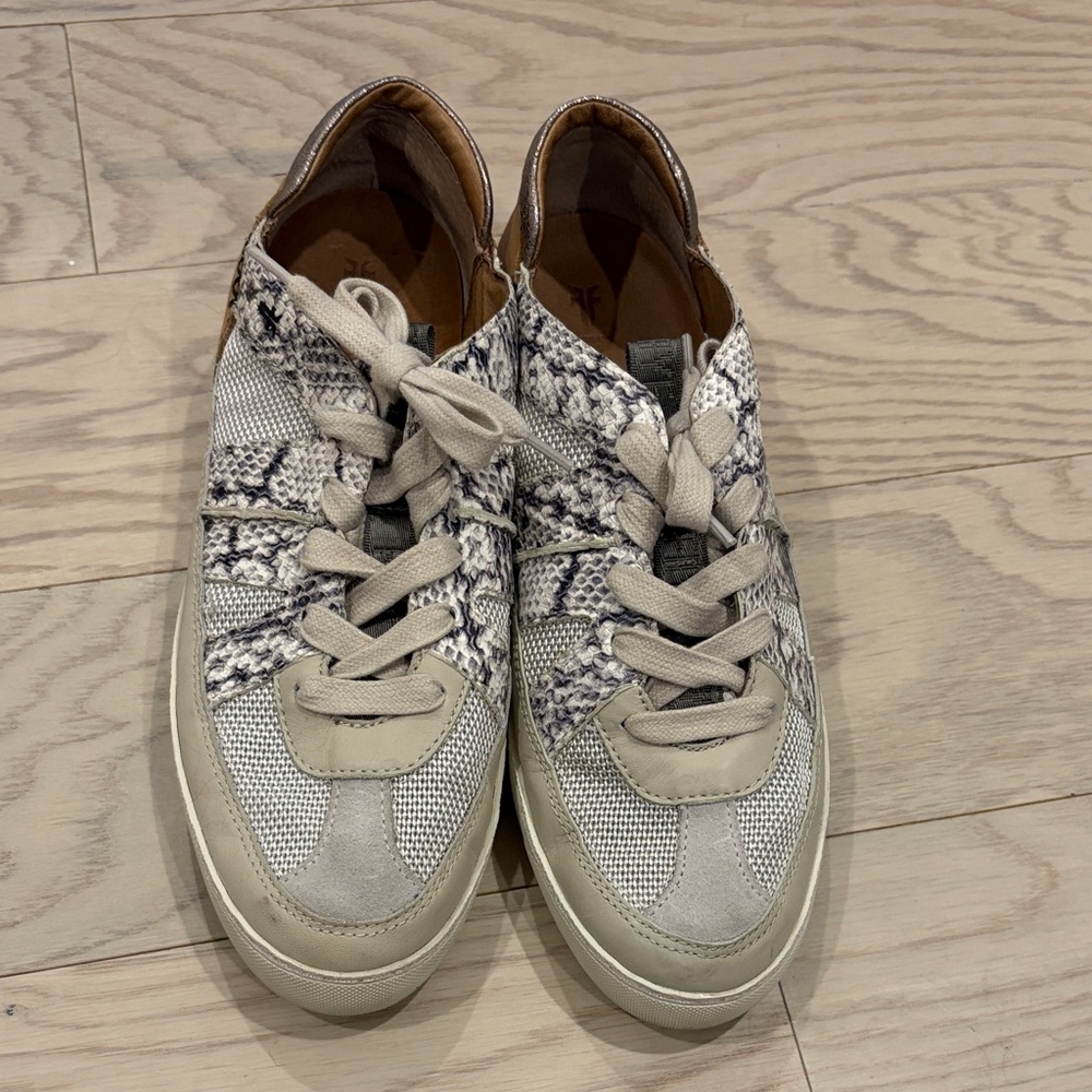Frye Women's Gray and Cream Sneakers